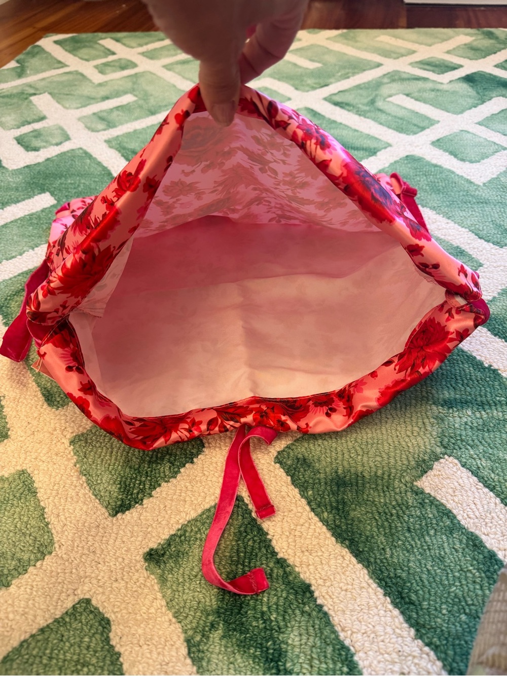 NWT Bando satin drawstring backpack - Picture 6 of 10